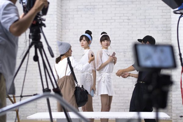 オーディション 写真 服装 色